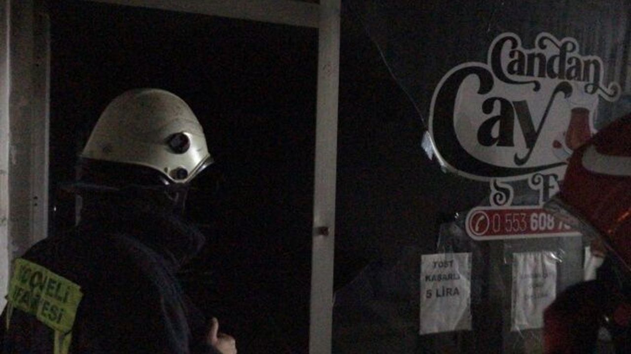 Kocaeli Gölcük'te bir kadın kocasının iş yerini ateşe verdi!