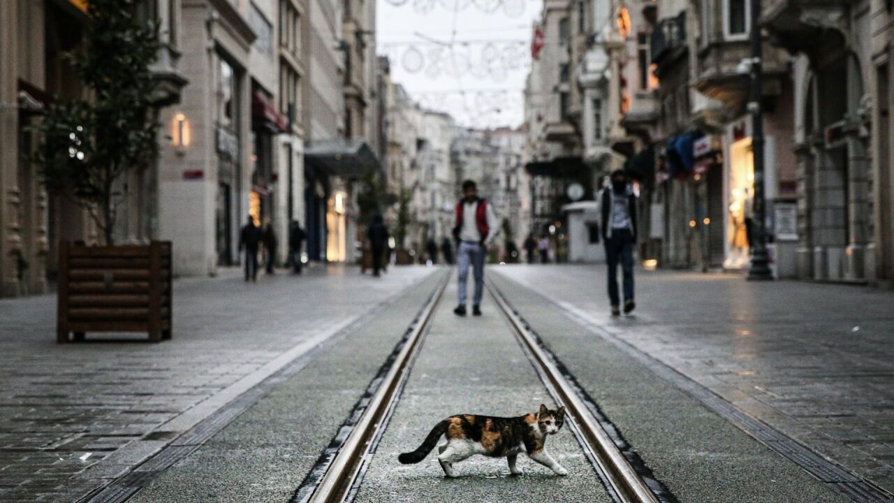 Haftasonu sokağa çıkma yasağı saatleri belli oldu