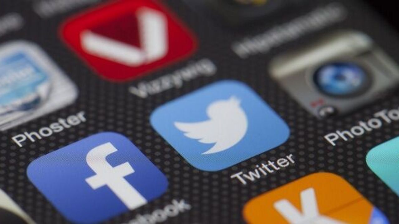 Rusya Twitter'ın fişini çekmek üzere!
