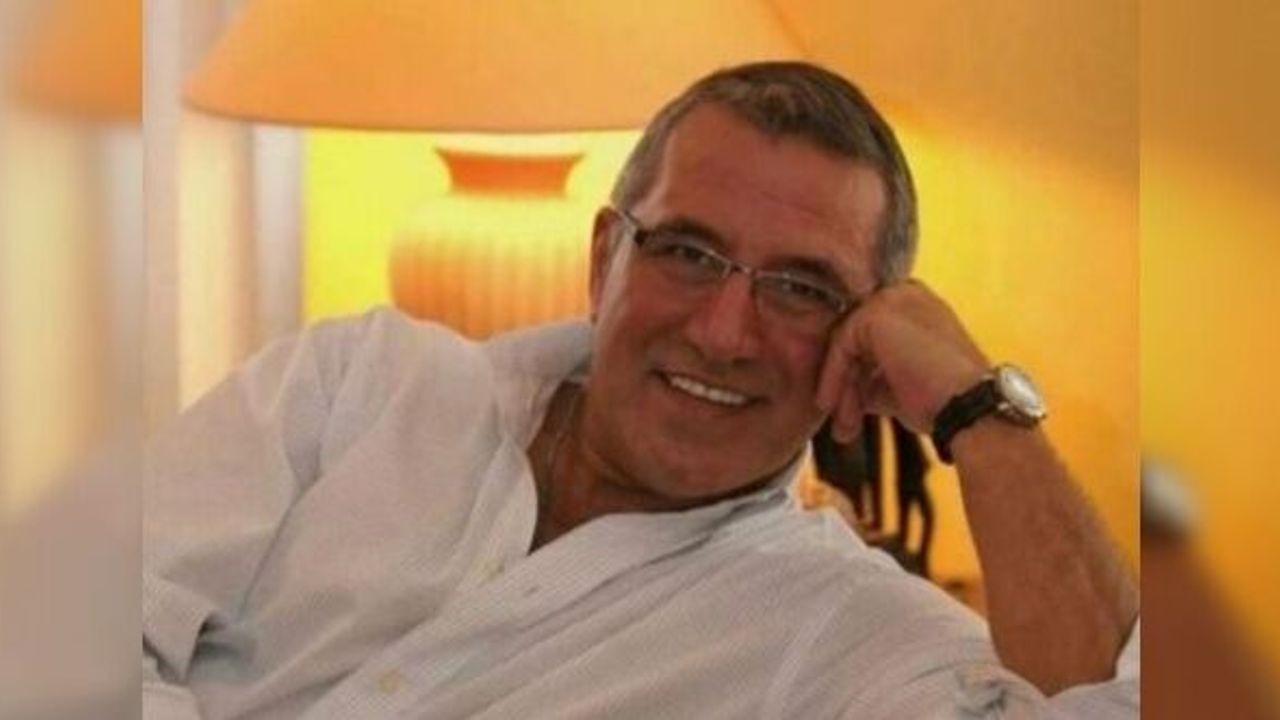 Turgut Özal'ın damadı olarak ünlenen müzisyen Asım Ekren vefat etti
