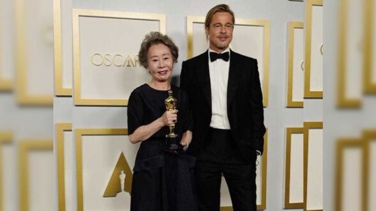 Youn Yuh-jung'un Brad Pitt'e kur yapması törene damga vurdu