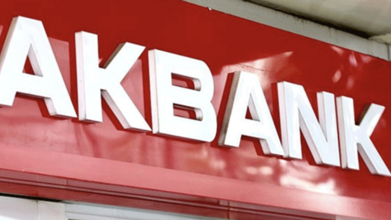 Akbank'ta ATM'ler yeniden hizmet vermeye başladı
