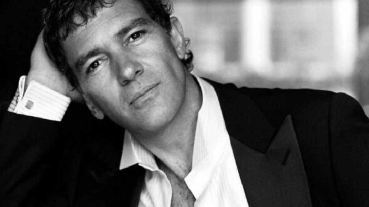 Yakışıklı Aktör Antonio Banderas 'The Monster of Florence' Dizisinde!