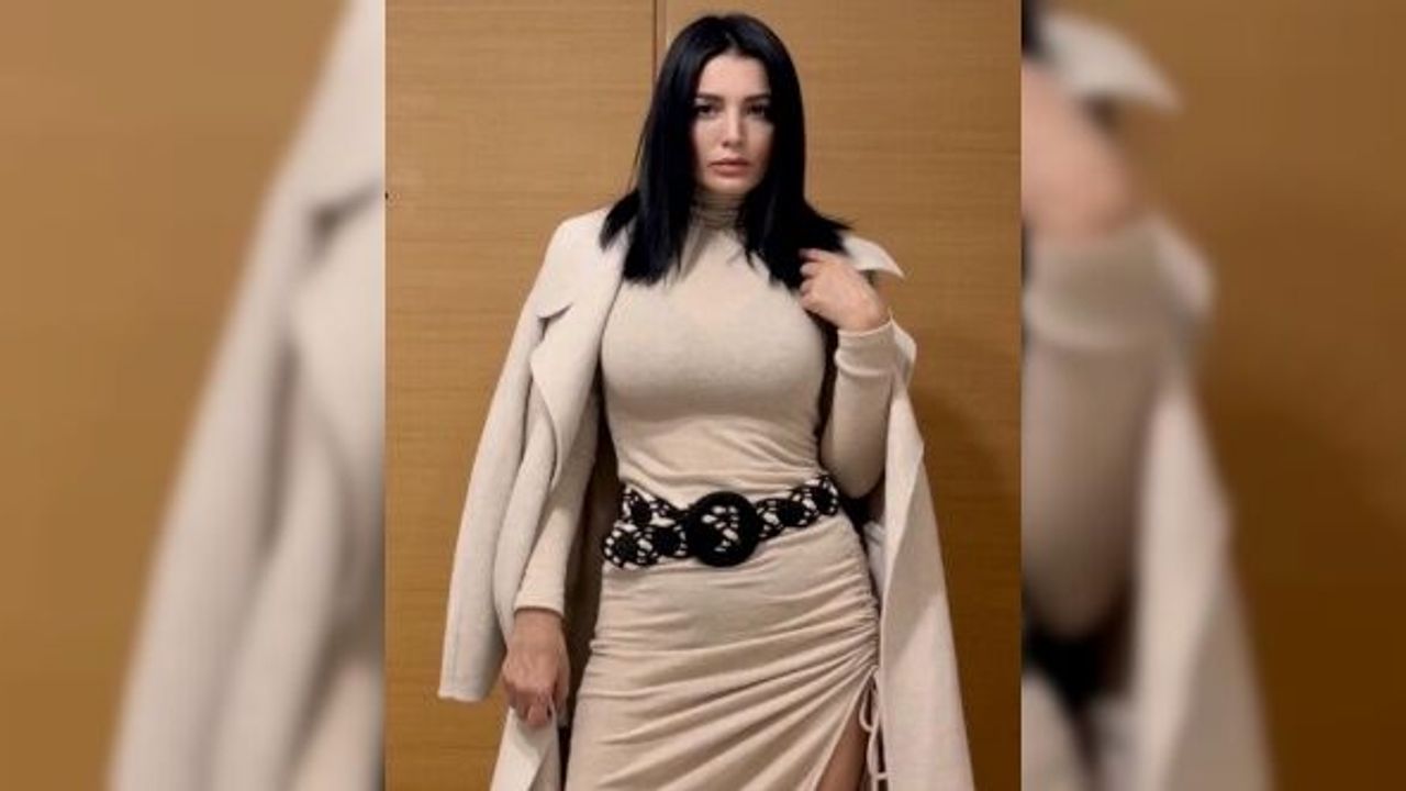 Aleyna Tilki’nin annesi Havva Öztel yırtmaçlı elbisesiyle ortalığı yıktı!