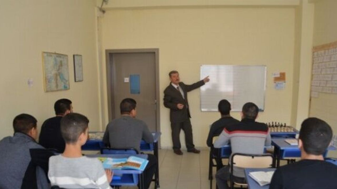 Son 3 yılda 11 bin tutuklu ve hükümlü Adalet'te öğrendi