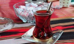 Bir bardak çay deyip geçmeyin bakın neler yapıyor?
