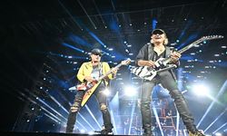Scorpions İstanbul'u Salladı! 33 Yıl Sonra Aynı Stadyumda Tarih Yazdılar