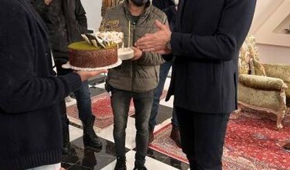 Gökhan Alkan'a sette doğu günü kutlaması