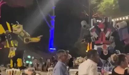Düğünlerde köçeklerin yerini Transformenslar aldı