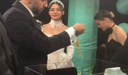 Burak Bulut Eda Sakız’a Düğünde Servet Değerinde Altın Taktı