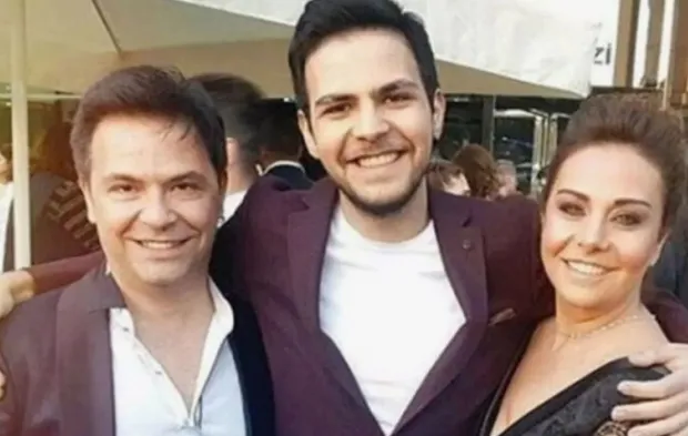 Ünlü çiftin cinsiyet değiştiren oğlundan ilk paylaşımlar