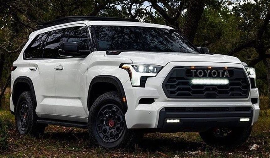 Toyota, 2023 model hibrid SUV Sequoia görücüye çıktı