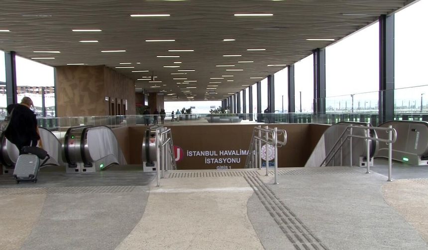 Kağıthane-İstanbul Havalimanı Metrosu yolcu taşımaya başladı