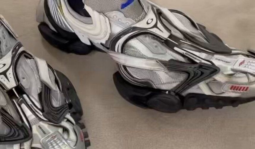 Balenciaga’nın ‘Reptile Sneaker’ modelini gören şokta