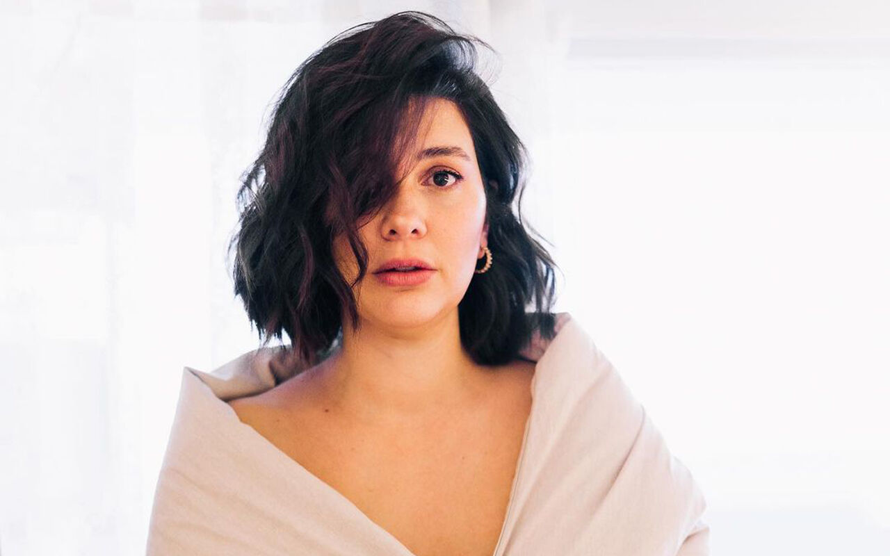 Bergüzar Korel 20 Kiloyu Nasıl Verdi? İşte Herkesin Merak Ettiği O Mayolu Pozlar!