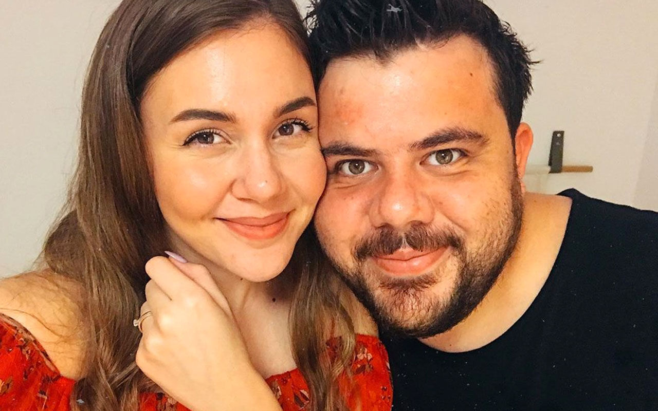 eser yenenler ve berfu yenenler