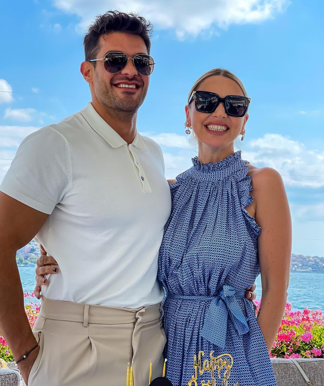 Hadise ve Mehmet Dinçerler Paris (5)