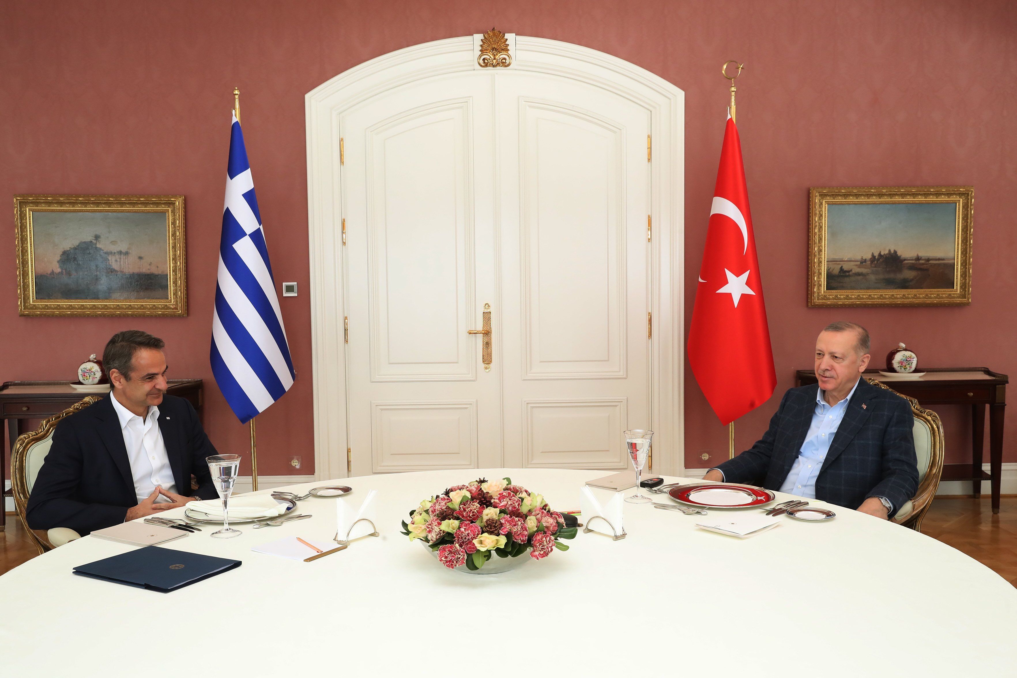Cumhurbaşkanı Erdoğan ve Miçotakis detay