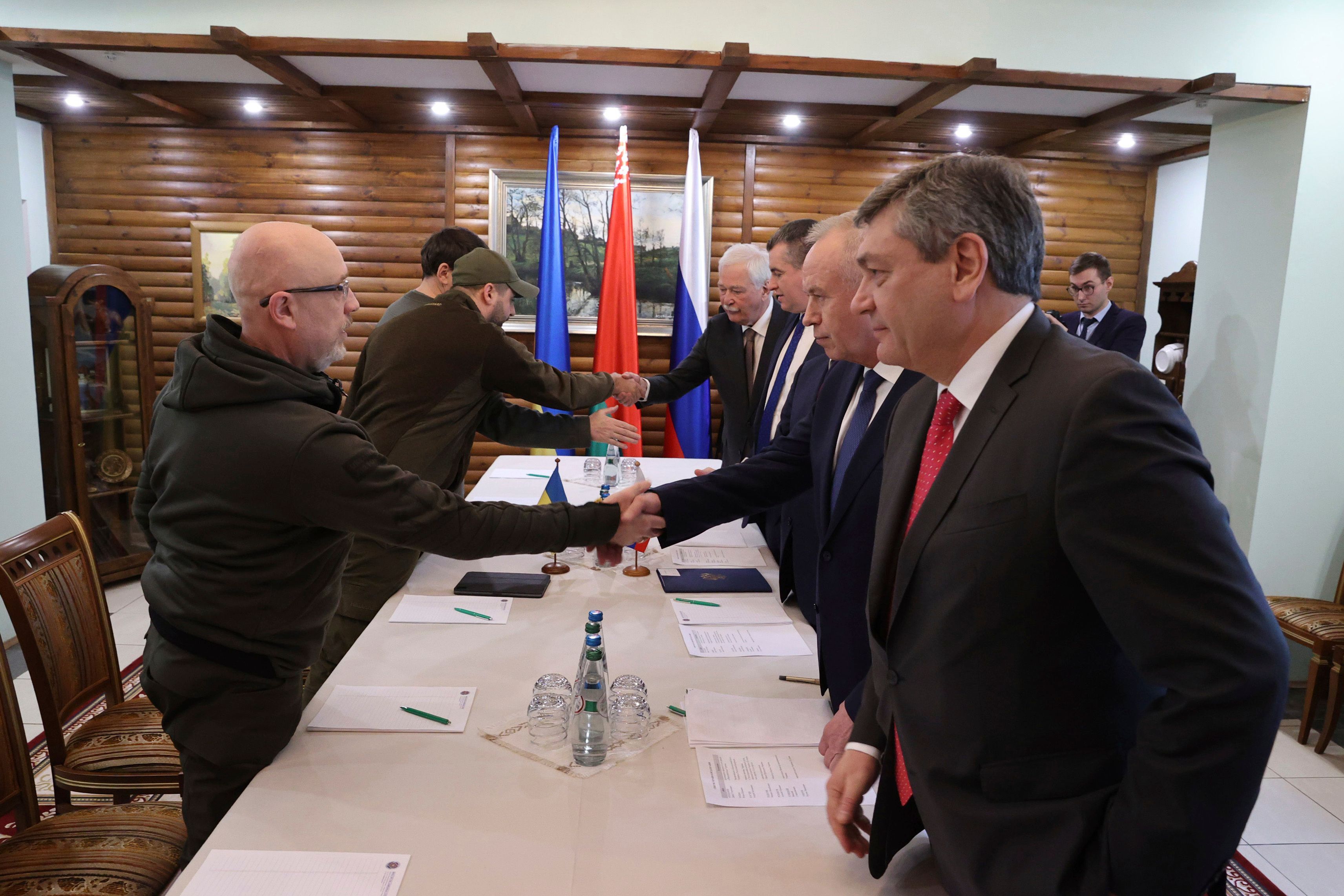 ukrayna ve rusya belarus görüşme (3)