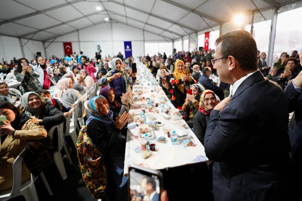 Ekrem İmamoğlu Göçbeyli Köyü İftar (2)