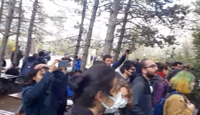 odtü öğrenciler ali babacan protesto