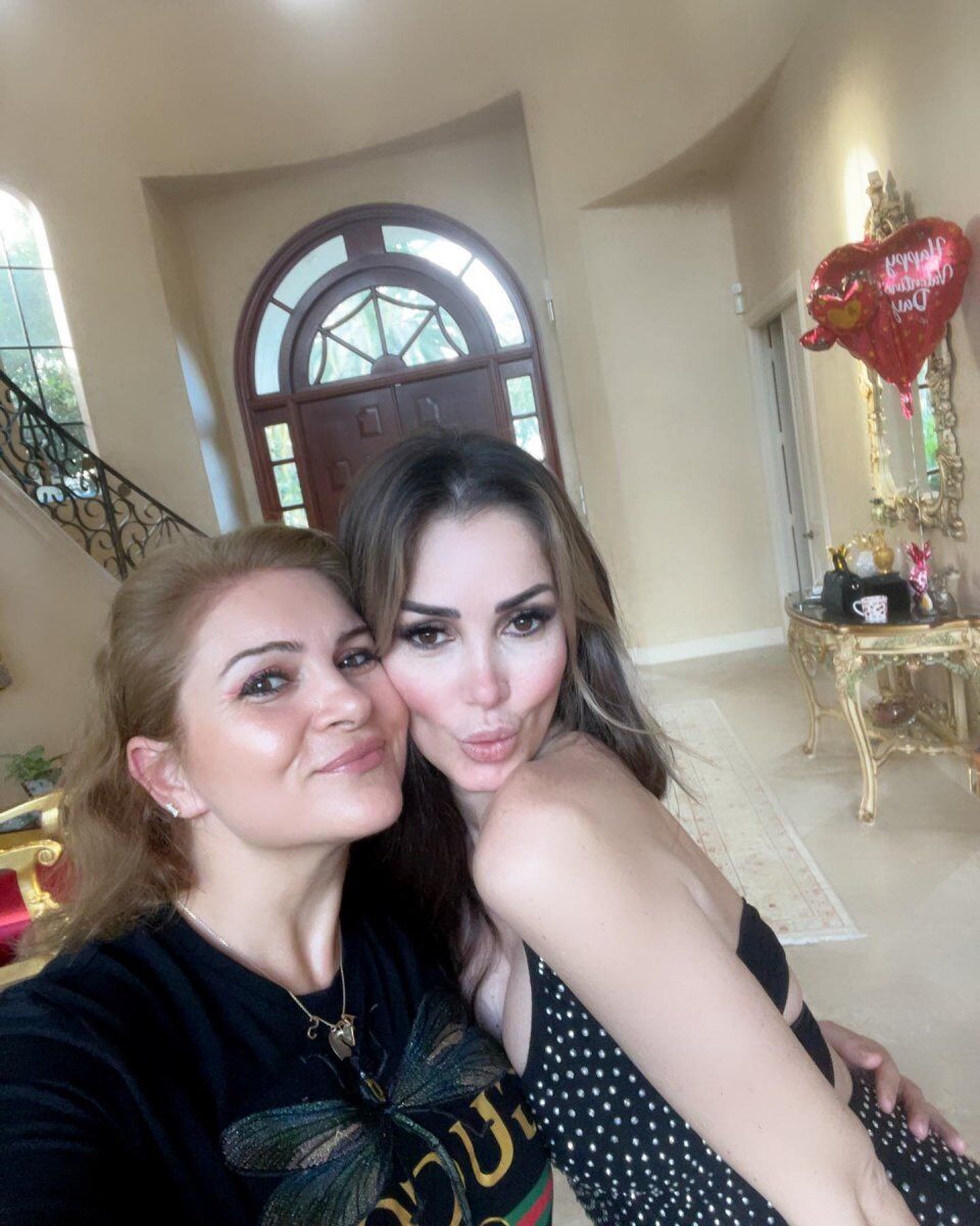 Petek Dinçöz Miami (7)