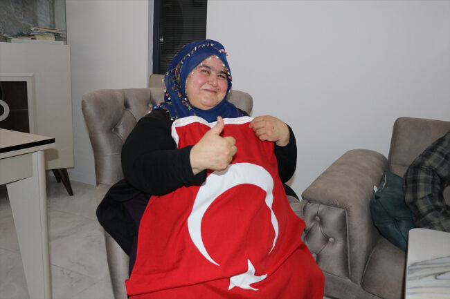 rıza kayaalp annesi