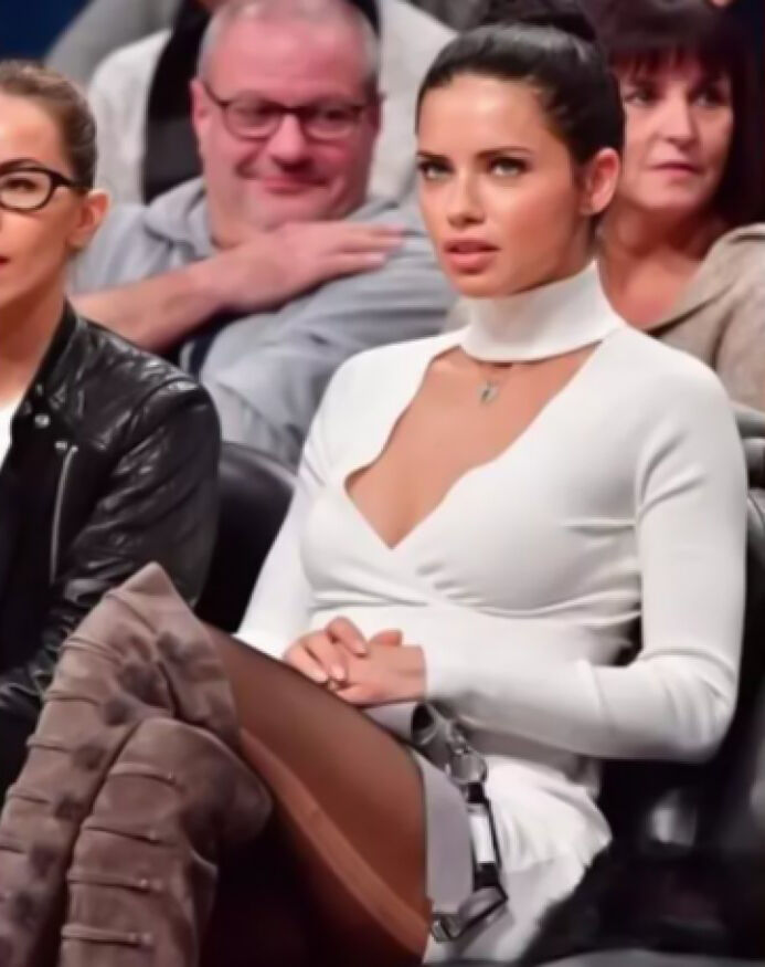 adriana lima çorap