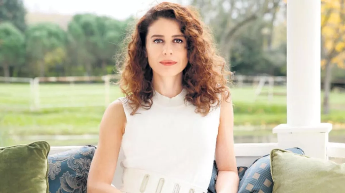 ebru özkan