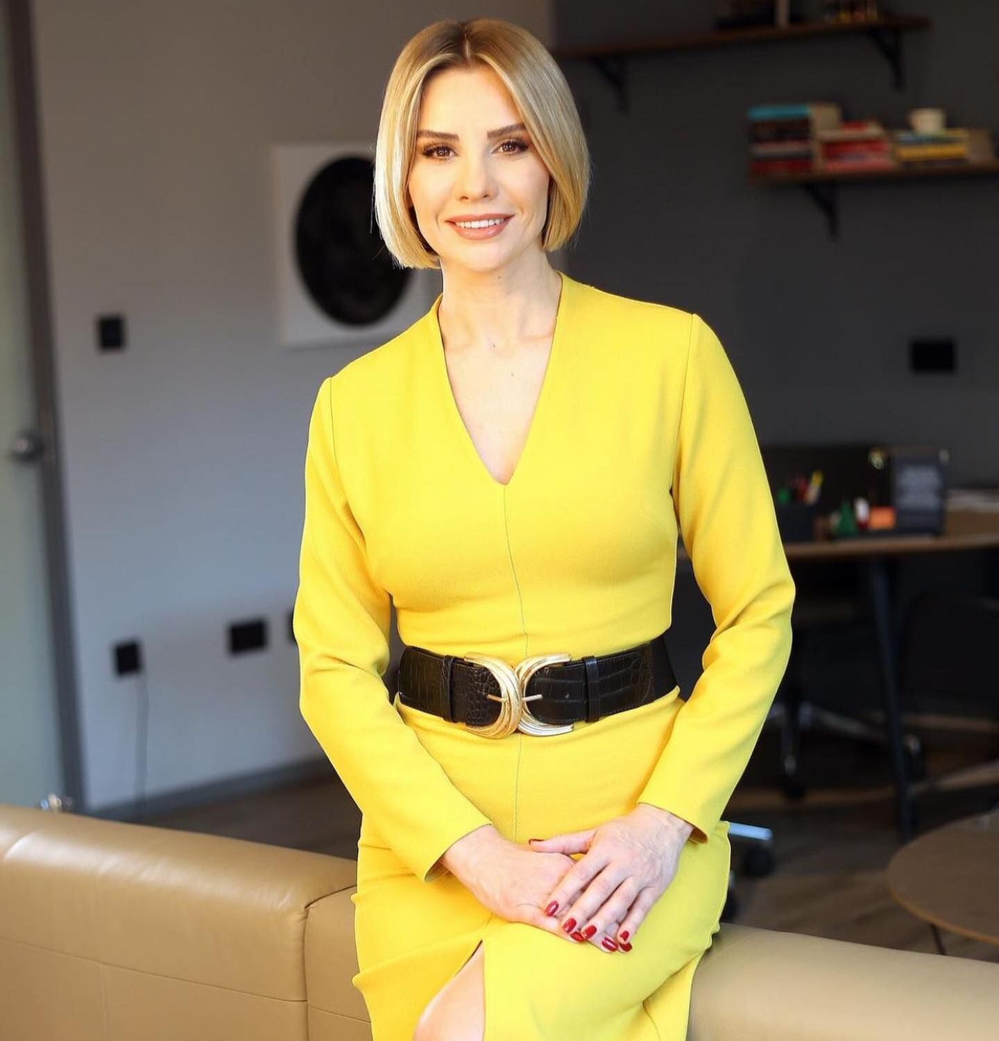 Esra Erol (23)