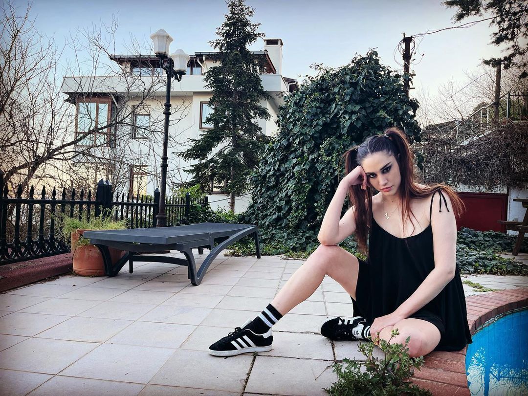 Zeynep Koçak 8