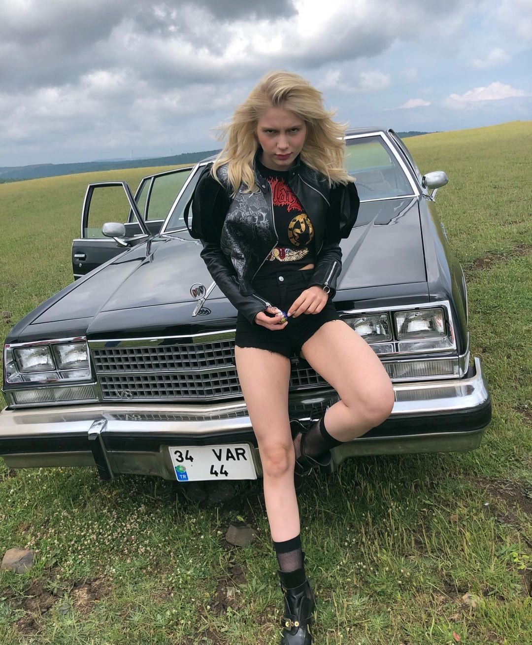 Aleyna Tilki (24)