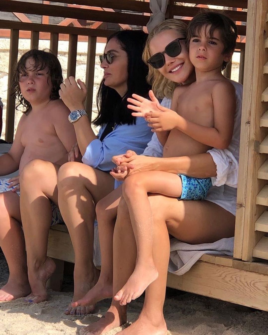 Ece Erken Çeşme Tatili (1)