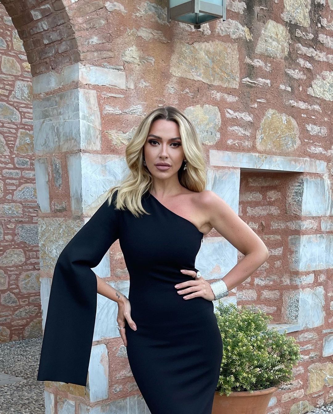 Hadise (18)