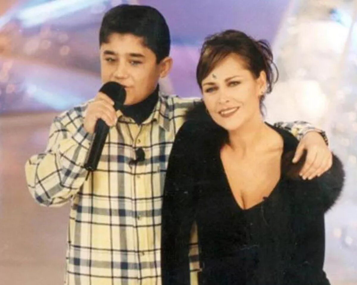 Küçük İbo ve Hülya Avşar 1