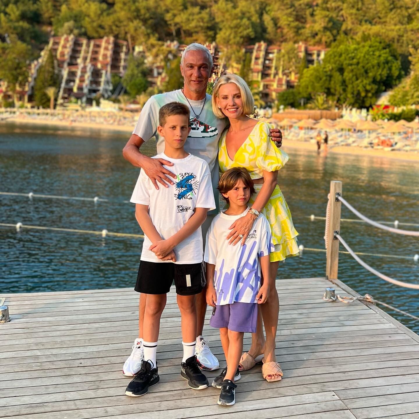 Esra Erol 2022 (7)