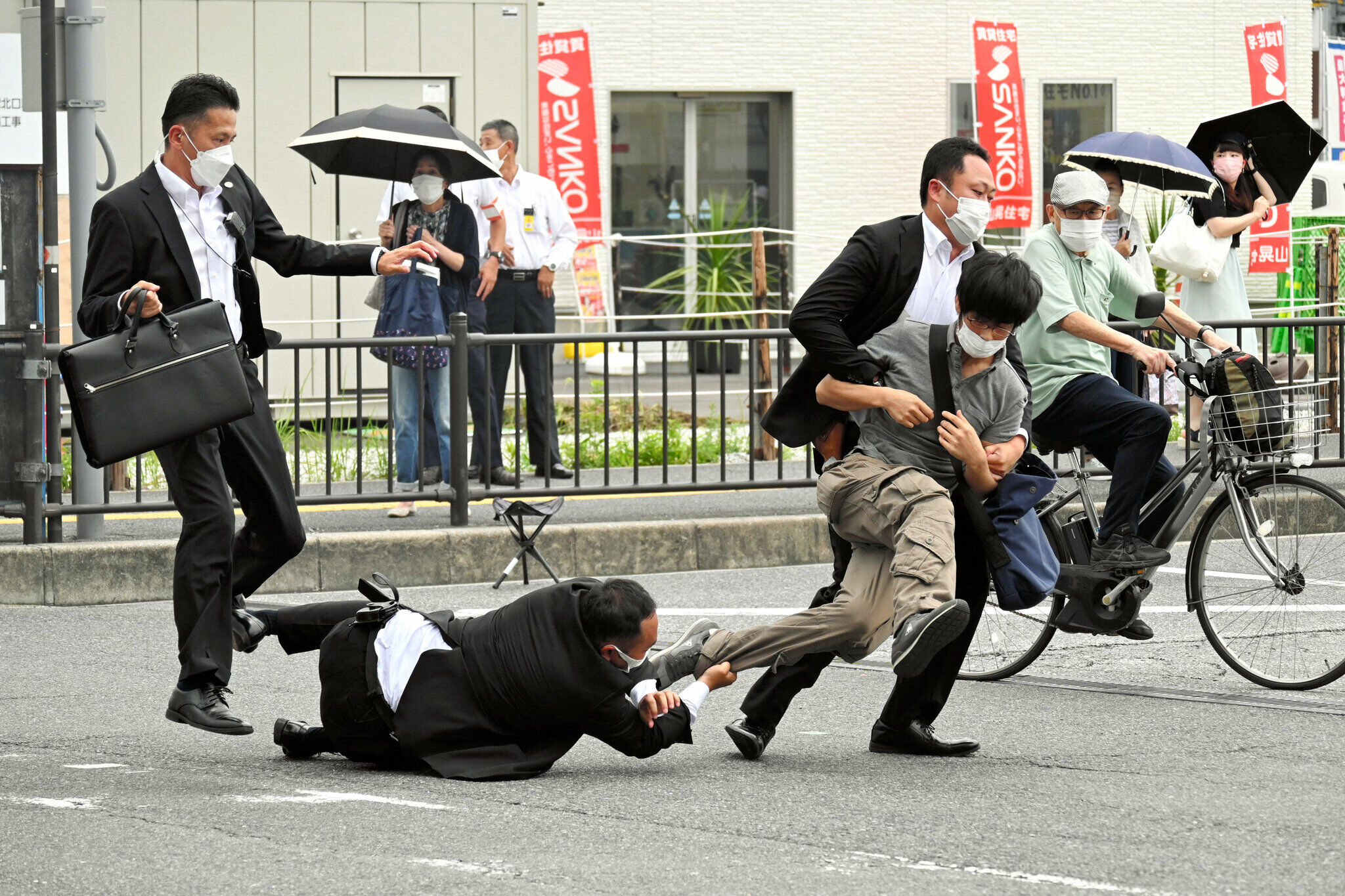 Şinzo Abe saldıran kişi