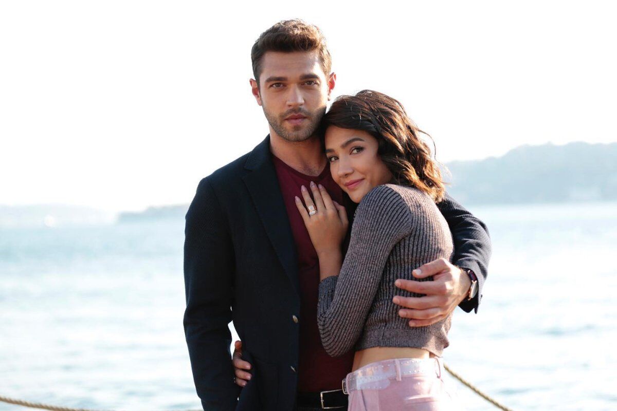 Aybüke Pusat ve Furkan Andıç 1