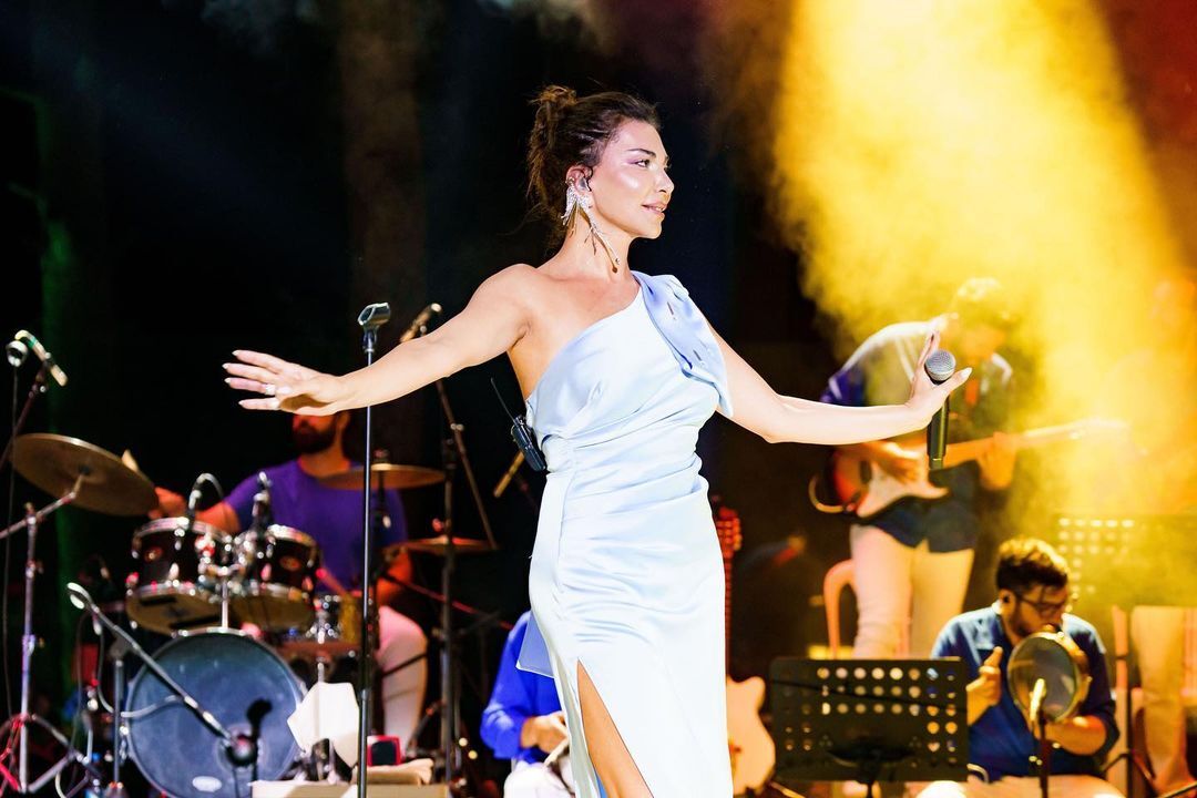 Ebru Yaşar Ayvalık (2)