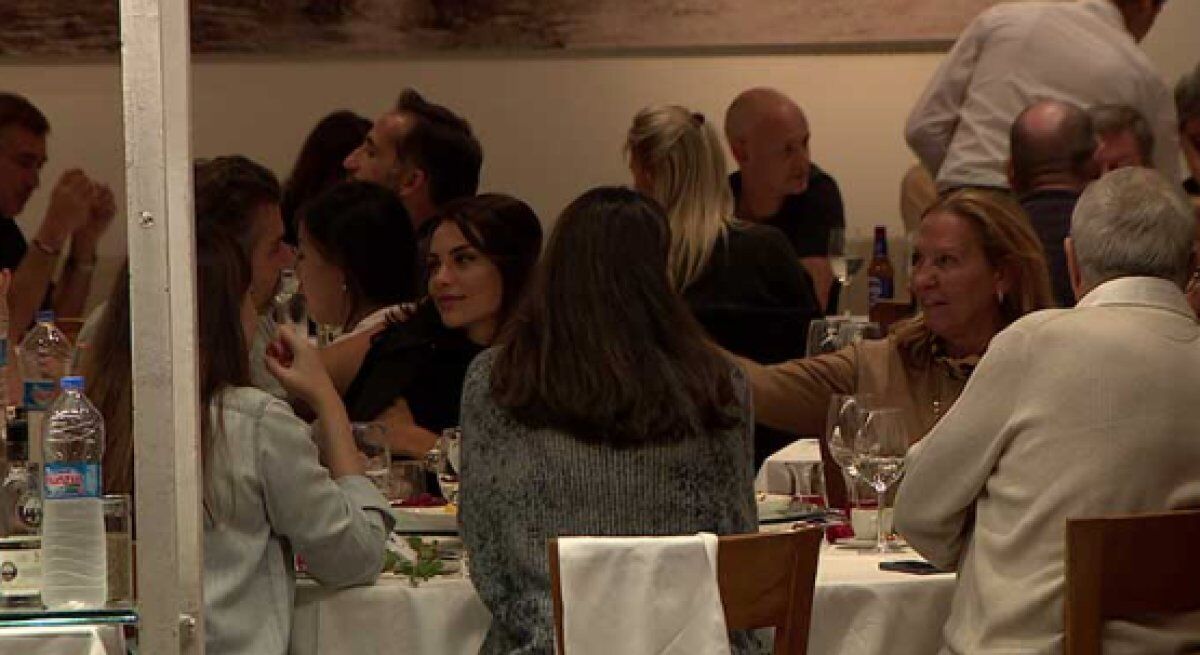 tuvana türkay ve izzet antebi 8