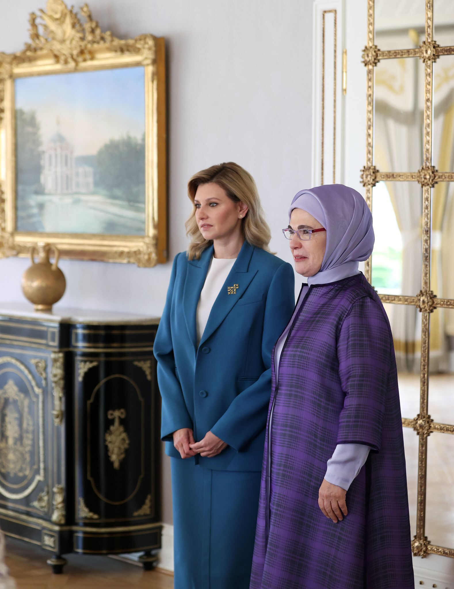 Emine Erdoğan ve Olena Zelenska 2