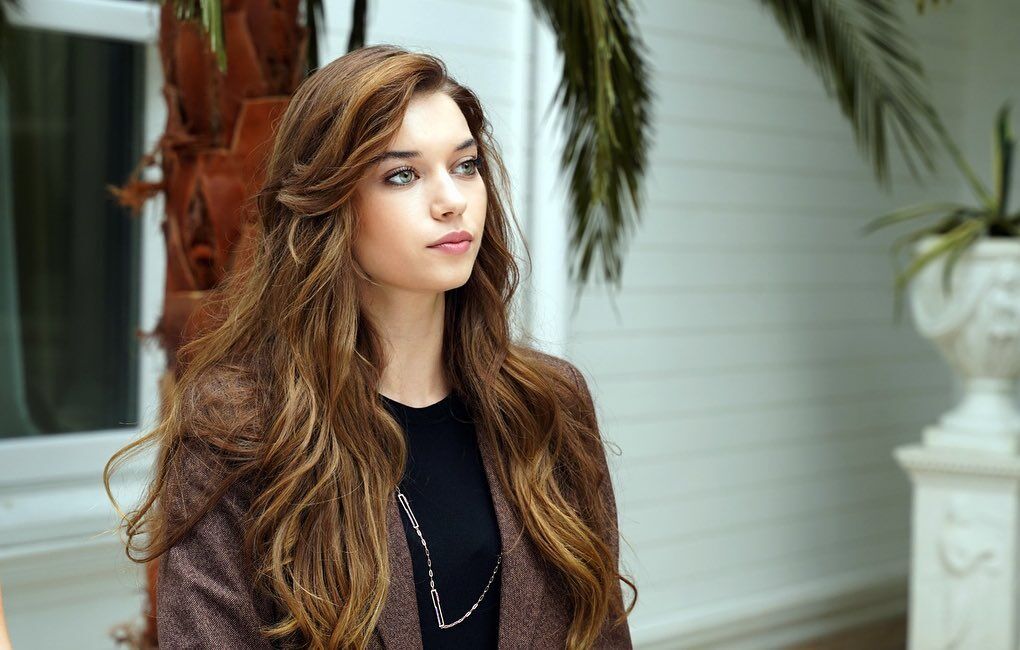 Afra Saraçoğlu (16)