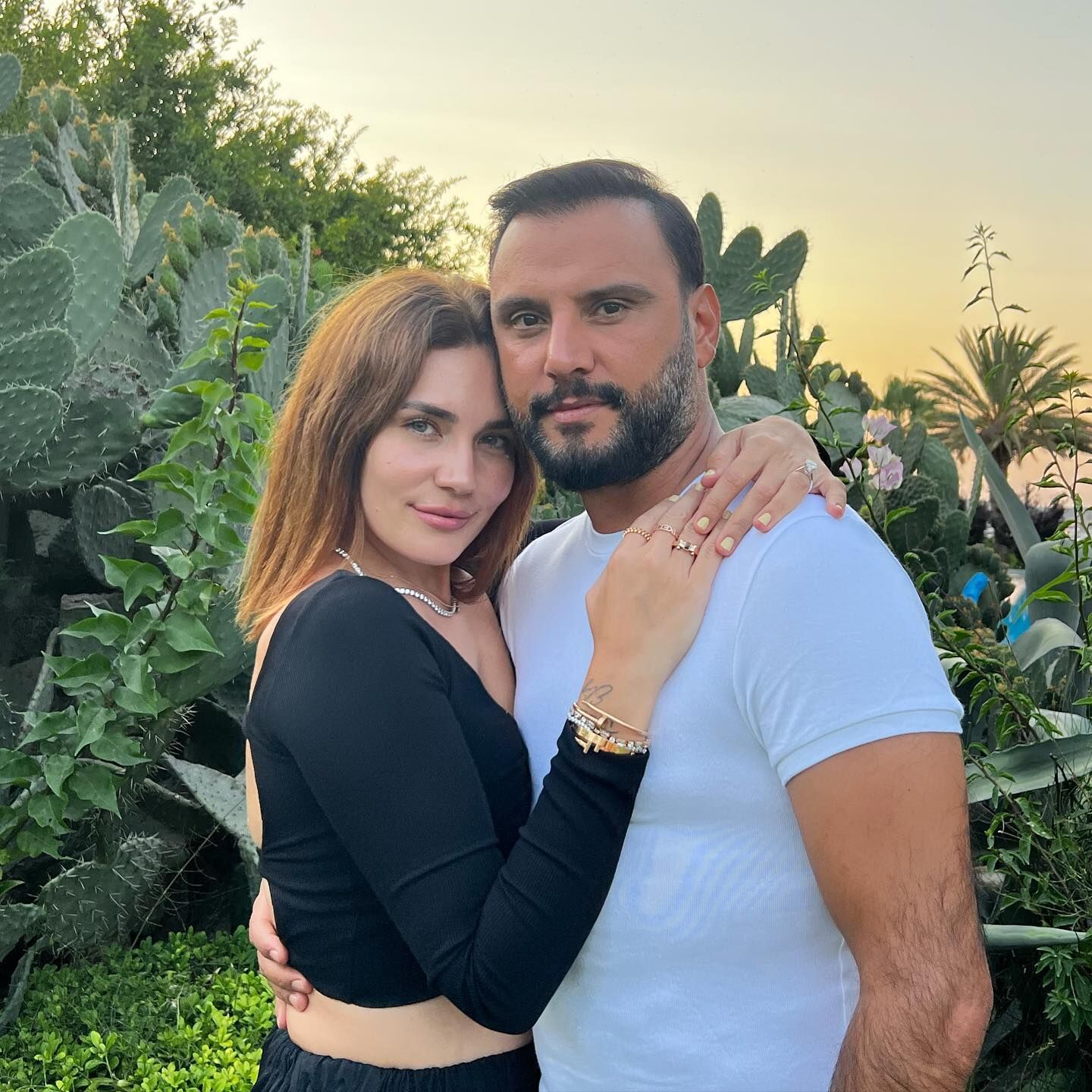 Buse Varol ve Alişan Aşk Dolu Paylaşım (1)