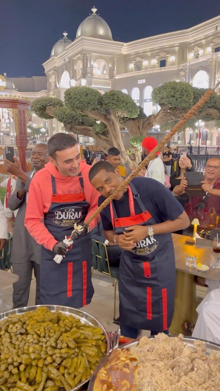 CZN Burak ve Samuel Eto (2)
