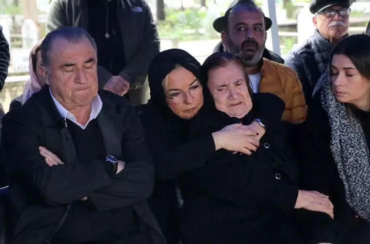 Fatih Terim ve Annesi 1