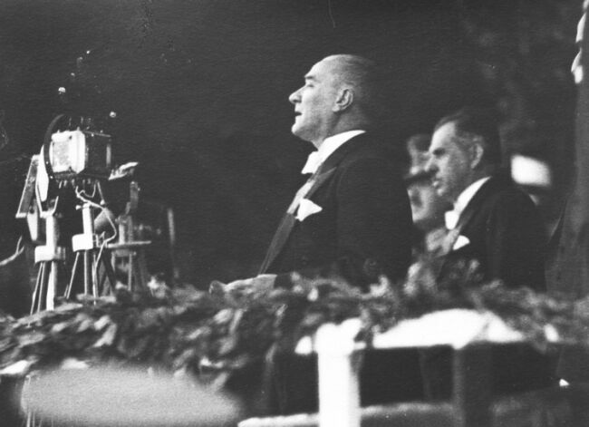 Mustafa Kemal Atatürk 6