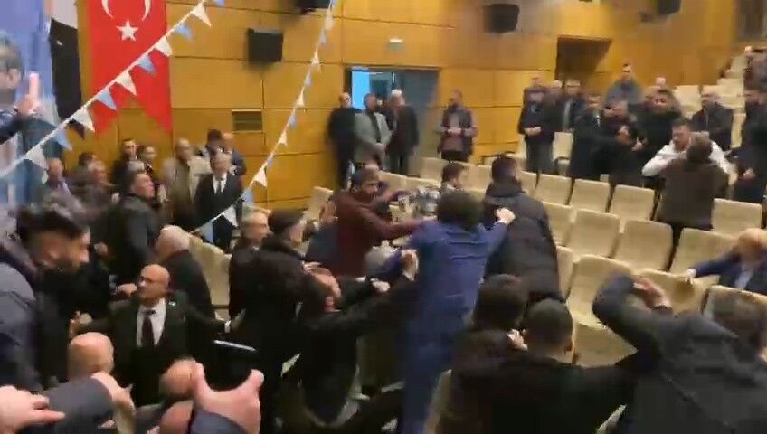 İyi Parti Kongresi Kavga 1