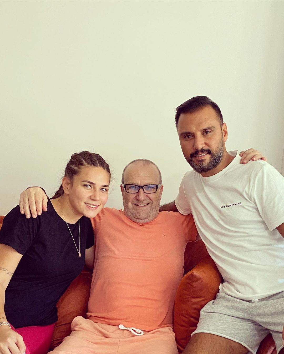 Buse Varol ve Babası (1)