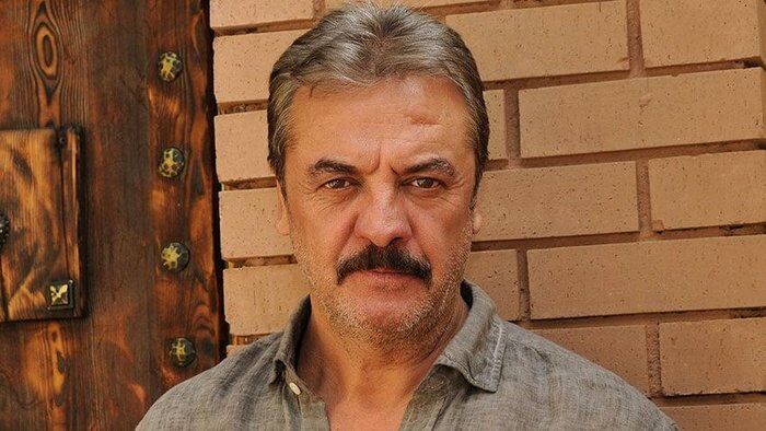 mesut akusta