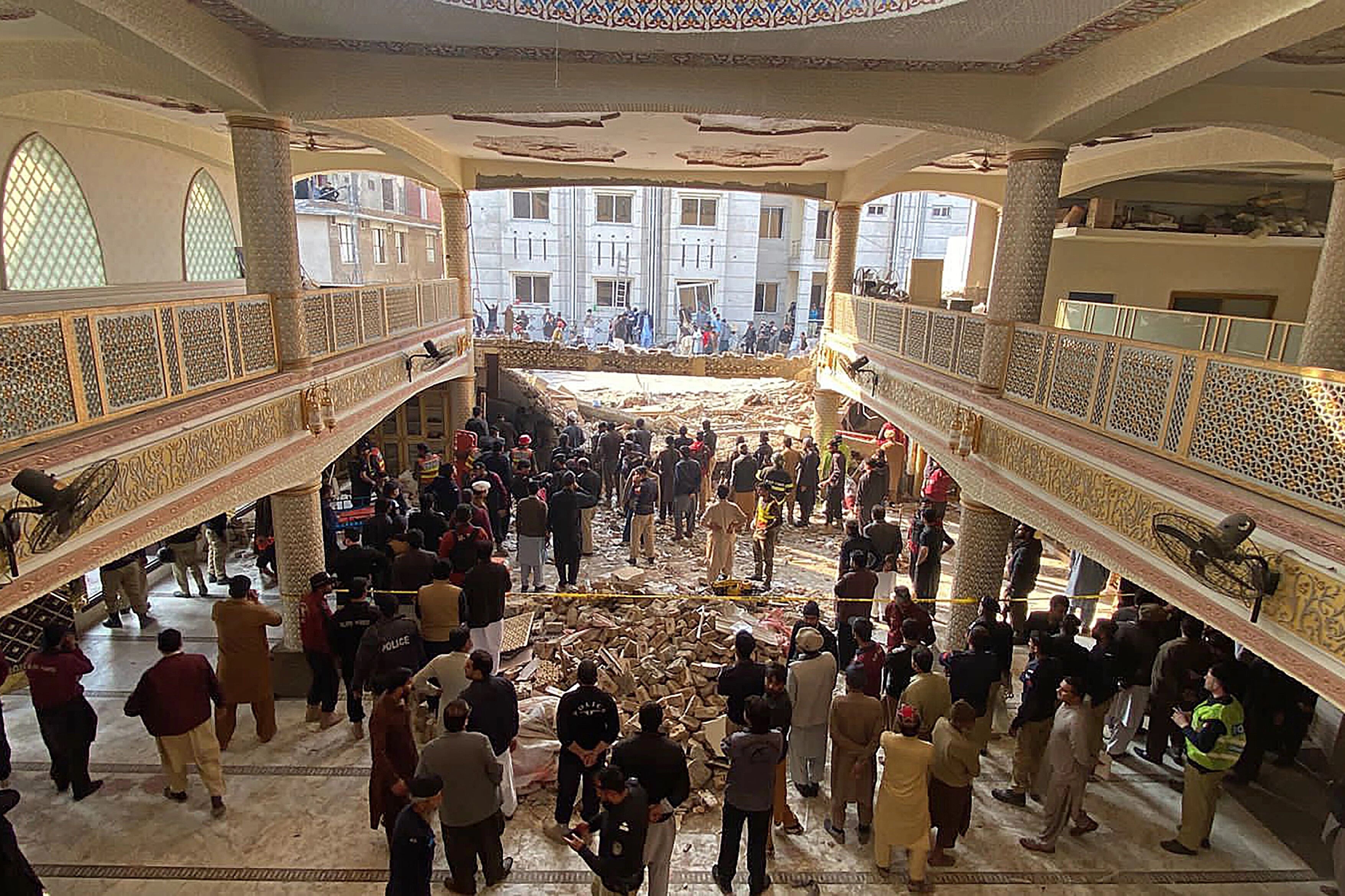 Pakistan Cami Saldırı 1